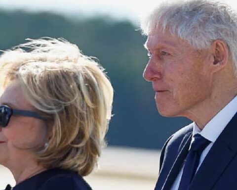 BIL KLINTON odbio da svedoči u slučaju EPŠTAJN! Sada mu preti nova optužba!