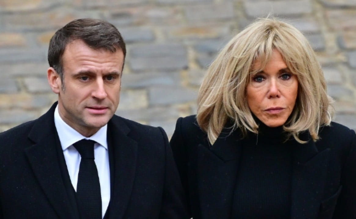 LUDILO! Deset osoba proglašeno krivim pred sudom u Francuskoj jer su tvrdili da je supruga Emanuela Makrona, Brižit zapravo muškarac