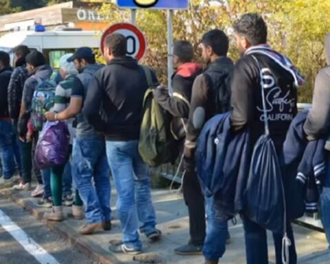 HOLANDIJA PLAĆA AZILANTIMA 79 MILIONA EVRA zbog kašnjenja u obradi njihovih zahteva