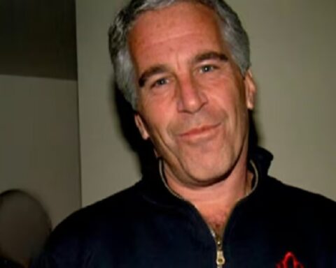 Zvanično saopštenje objavilo smrt Džefrija Epštajna DAN RANIJE, dokazi ukazuju na ozbiljno zataškavanje