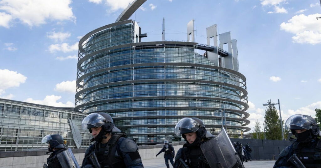 Policija izvršila raciju u kancelarijama Evropske komisije zbog prodaje nekretnina vrednih 900 miliona evr