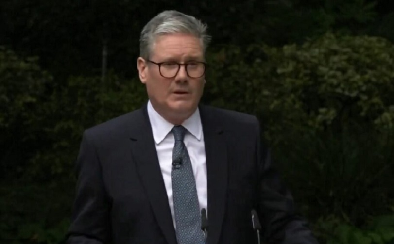 Padaju ostavke zbog Epštajna: Saradnik premijera Kira Starmera napustio funkciju