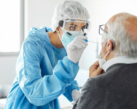 Lažni kovid testovi doneli milione: sudovi razotkrivaju veliku prevaru