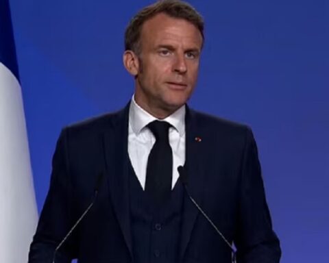 Makron bi mogao biti opozvan ako podeli zemljama EU francusko nuklearno oružje