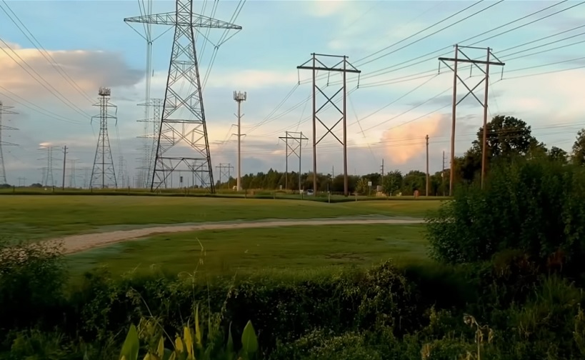 RUSIJA POKRENULA MASOVNI ODGOVOR: Kiša raketa i dronova razvalila energetsku mrežu Ukrajine