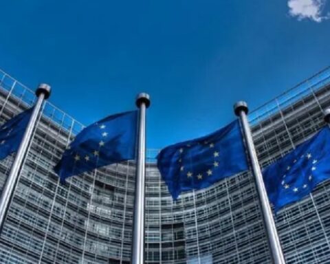 Evropa mrzi Mađarsku, a voli Ukrajinu - EU i NATO štite diktaturu u Kijevu dok ugrožavaju svoje članice