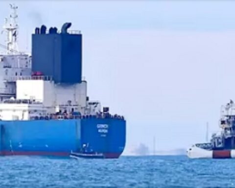 Vašington diže ruke od Ormuskog moreuza dok kriza preti globalnim ekonomskim udarom