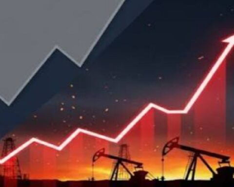 Ako rat potraje još dva meseca, cena nafte može skočiti na 200 dolara po barelu