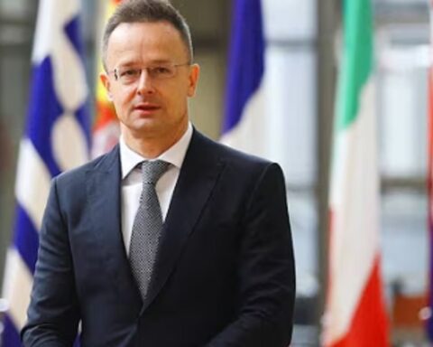 Mađarska neće popuštati: Nema podrške Ukrajini dok se ne obnove isporuke ruske nafte