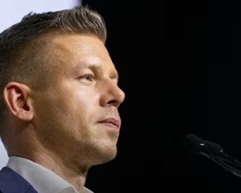 Izborna pobeda Petera Mađara ga ostavlja zarobljenog između obećanja biračima i zahteva Brisela