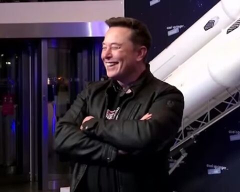 SpaceX vezuje Maskovu mega platu za kolonizaciju Marsa: Plan vredan bilione dolara