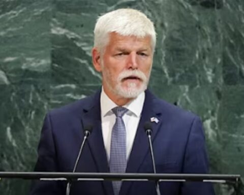 Češki predsednik poziva NATO da „pokaže zube“ Rusiji zbog navodnih provokacija