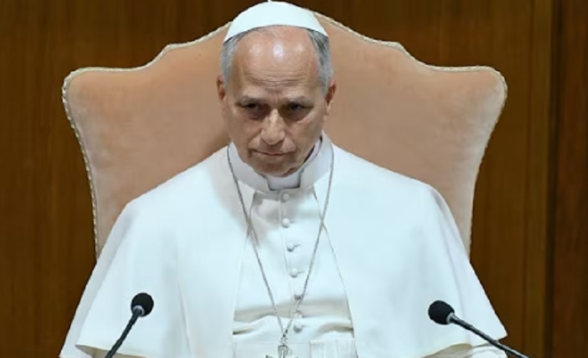 Papa upozorava na opasnost od veštačke inteligencije tekstom koji je pisala veštačka inteligencija
