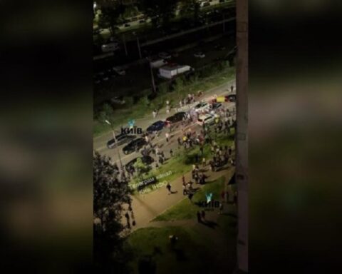 Sukob u Kijevu zbog prisilne mobilizacije: Policija upotrebila suzavac protiv demonstranata