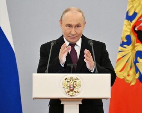 Putin: Zapad više ne krije pripreme za rat sa Rusijom