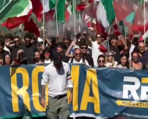 Rim na ulicama: Hiljade ljudi na protestima protiv migracione politike i novog EU pakta (video)
