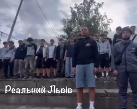Ukrajinski demonstranti protiv mobilizacije primorani da se izvinjavaju pred kamerama