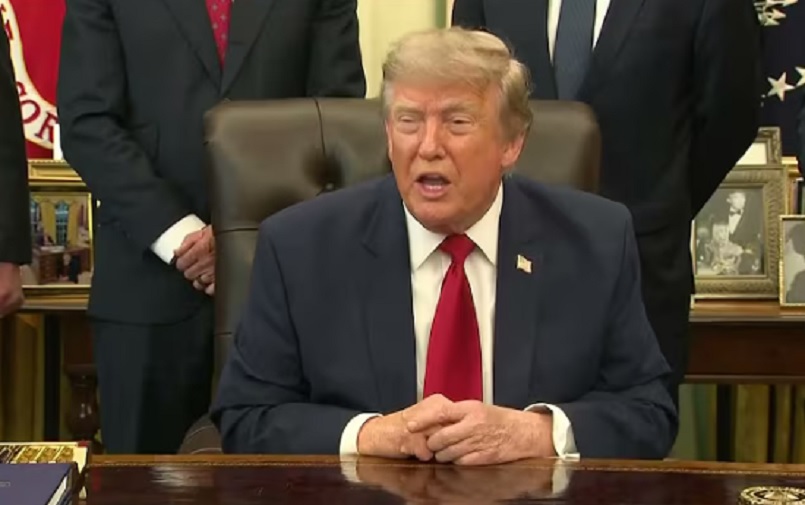 Tramp ponovo pokreće rat sa Iranom: Amerika najavila nove udare i kontrolu Ormuskog moreuza