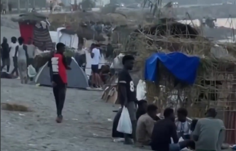 Zaraza hara španskom enklavom prepunom migranata