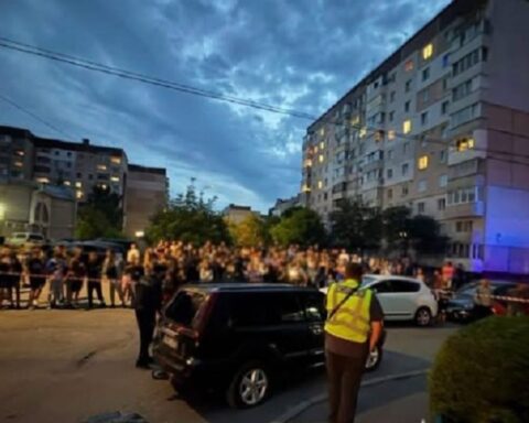 Ukrajinci uništili vozilo regrutacionih službenika