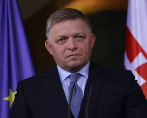 Fico upozorava: Evropa opasno blizu direktnog sukoba NATO-a i Rusije