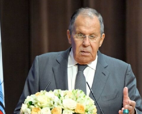 Lavrov: EU vrši harakiri odričući se ruske energije