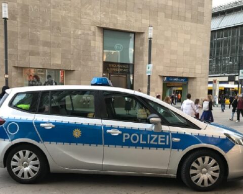 Berlin ne može da deportuje migrante jer su policijska vozila neispravna, piše Velt