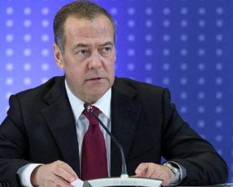 Medvedev: Zelenski nanosi Trampu veću štetu nego Iran, Kuba i Venecuela zajedno
