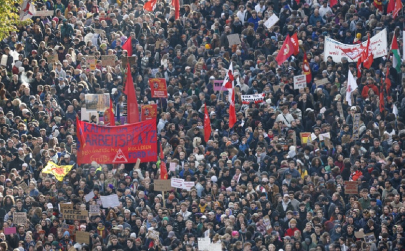 Mladi širom Nemačke izlaze na ulice zbog sve većih troškova života (VIDEO)